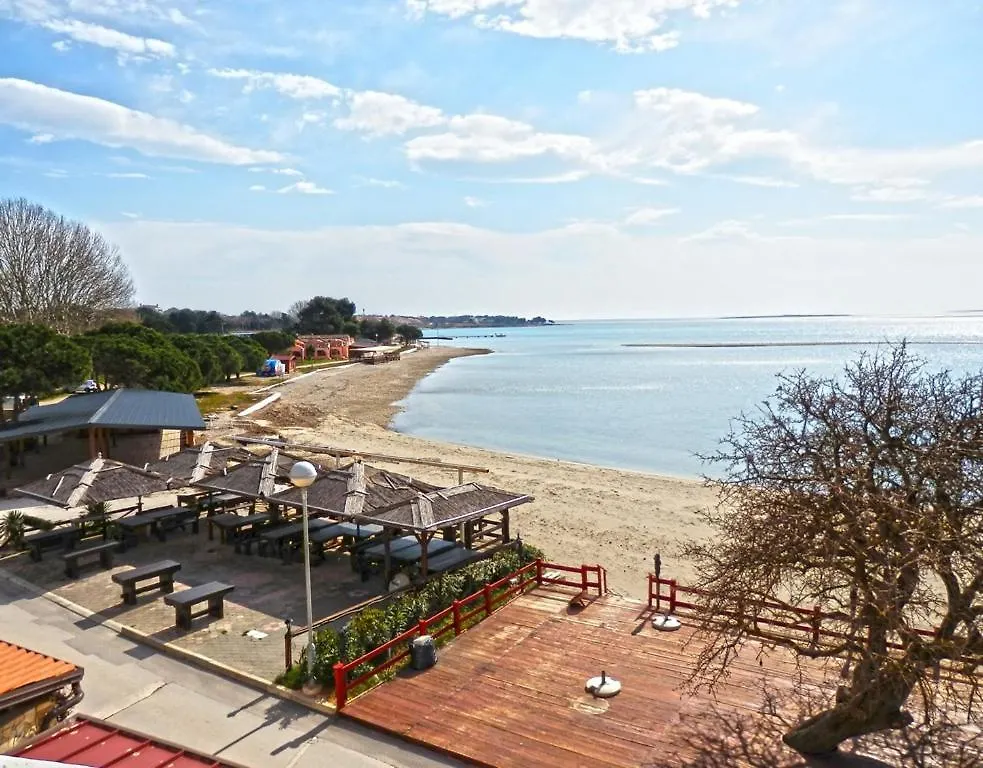 Apartments Mark - 10 M From Sea Medulin
