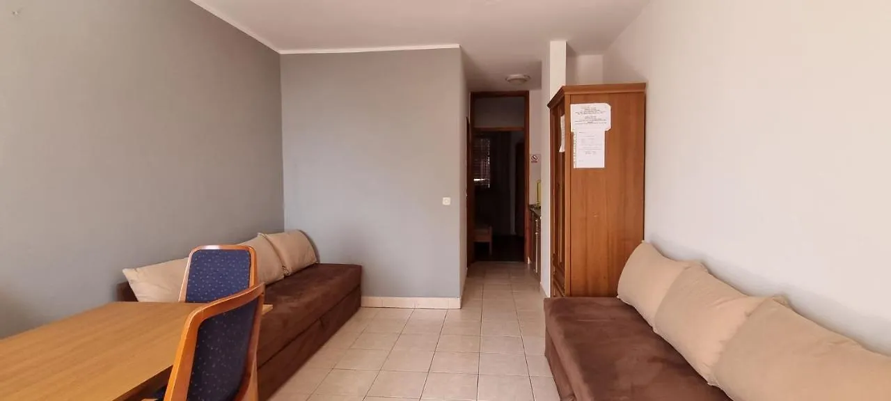 Apartments Mark - 10 M From Sea Medulin