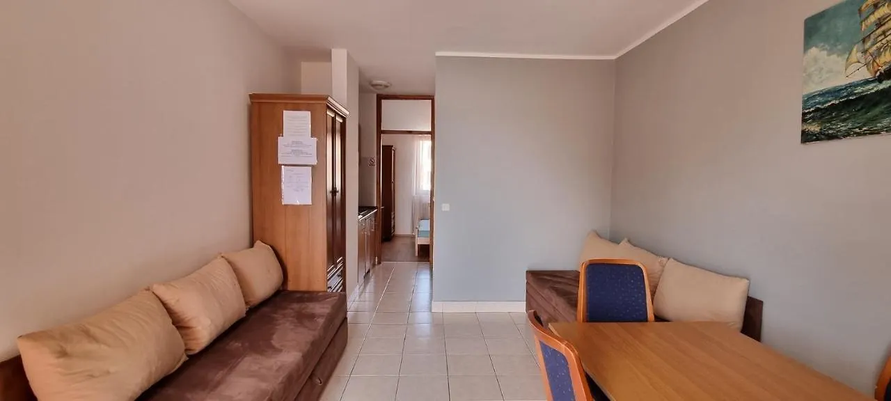 Apartments Mark - 10 M From Sea Medulin
